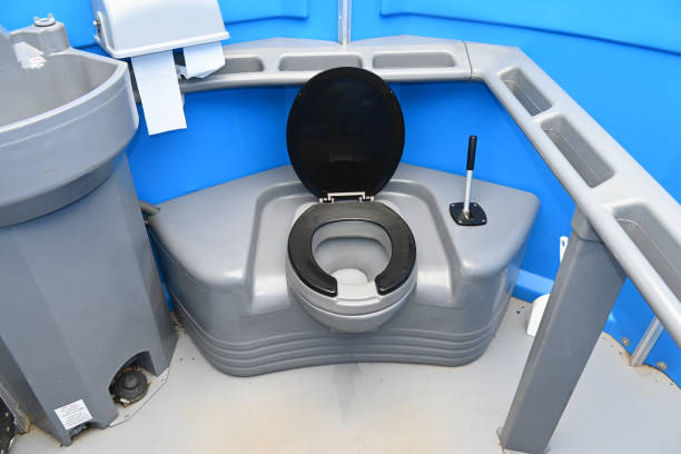 Best Portable restroom trailer rental  in Mountainair, NM
